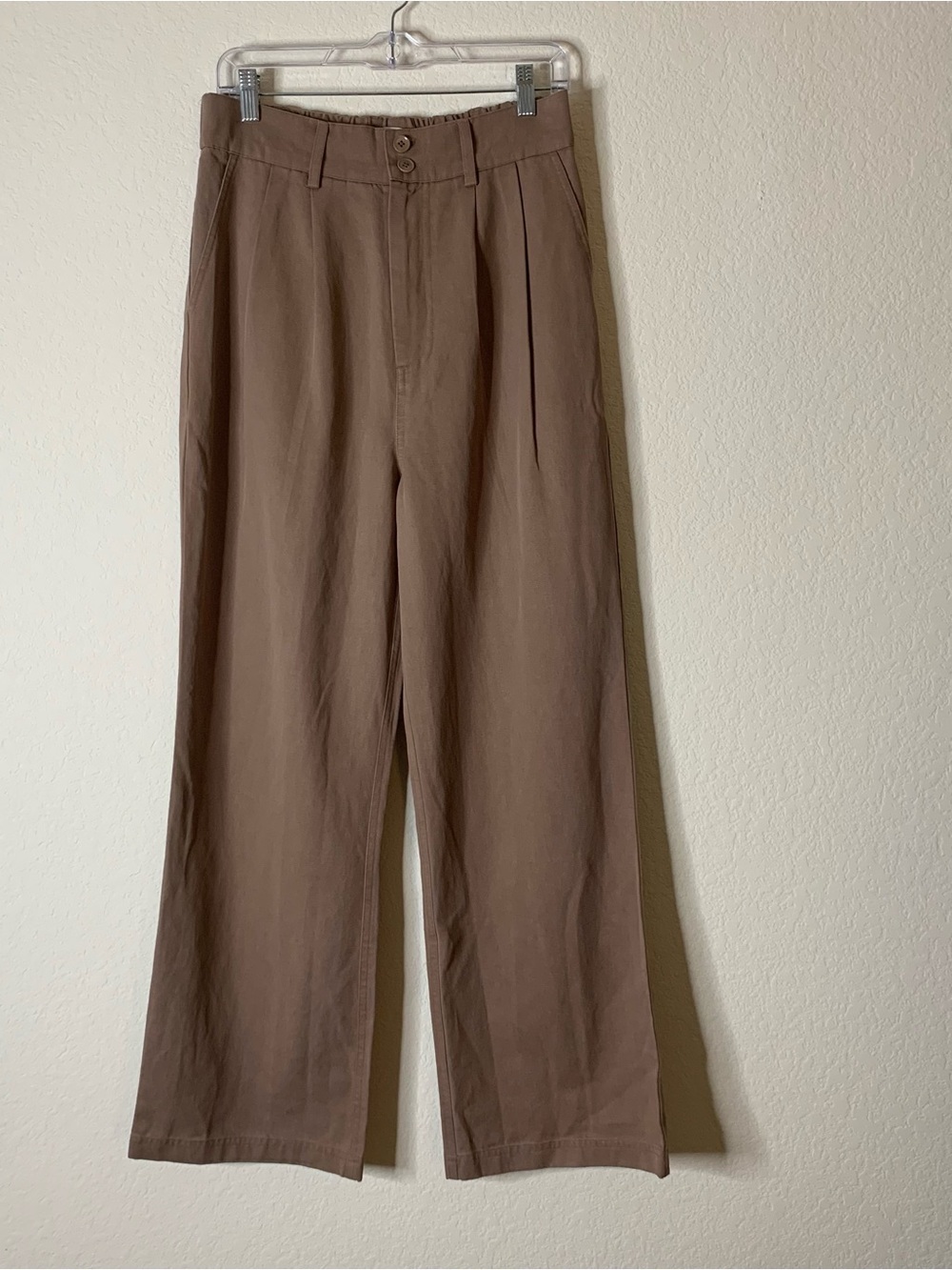 Mate the label brown Tencel twill
Pleated trouser pants M